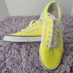 Vans Old Skool Women's 7.5 Bright Yellow NWOT